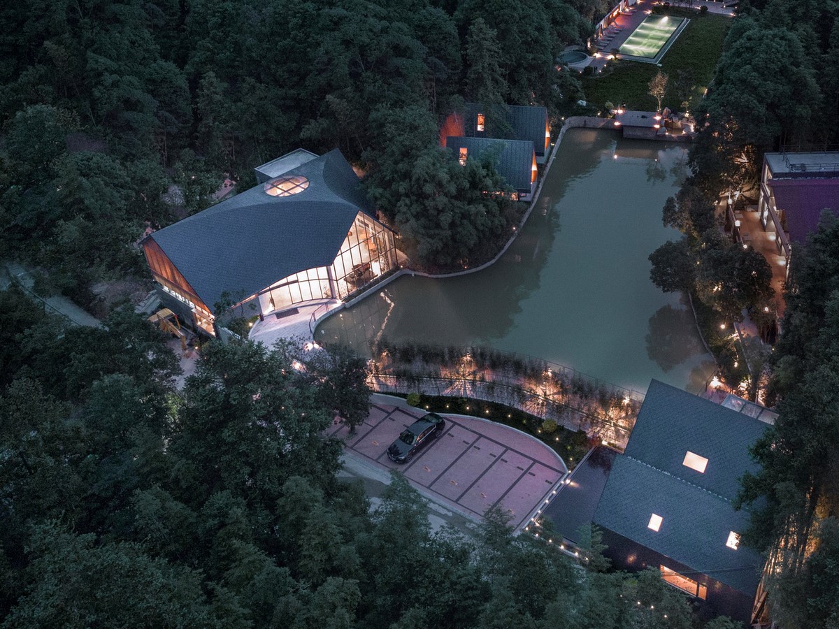 中国惠州森林中的洞穴屋顶餐厅，由Wildurban Architects完成- Sheet2