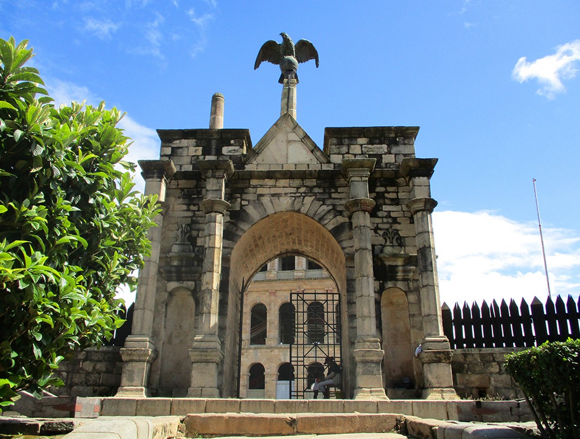 旅行建筑师在马达加斯加的游览地点-表1新利18登陆地址